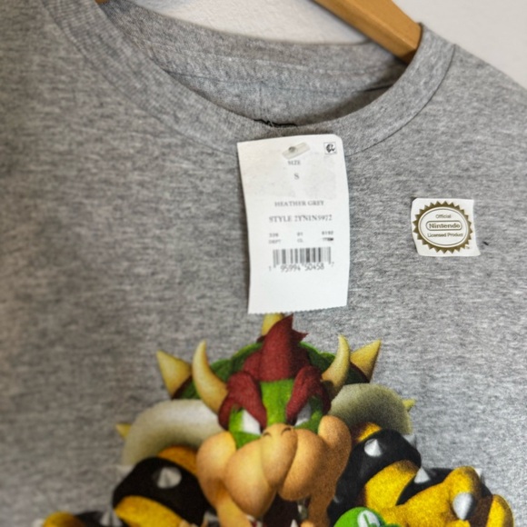 New Nintendo Gray Kids T-Shirt - Picture 3 of 7